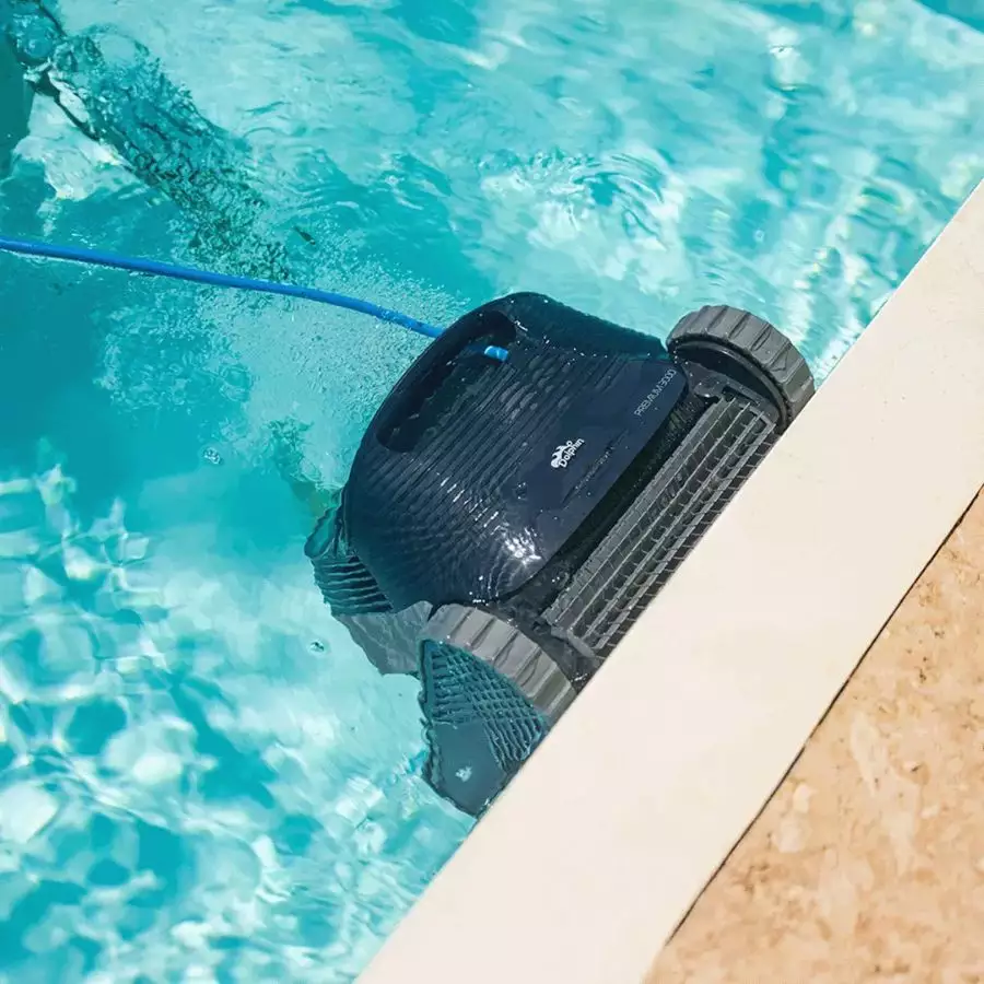 Dolphin Premium 2000 Robotic Pool Cleaner