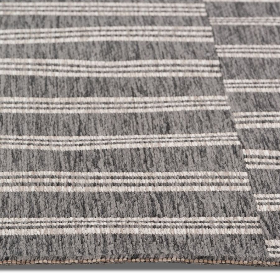 Gemini 5’3”X7’5” Double Sided Taupe/Silver