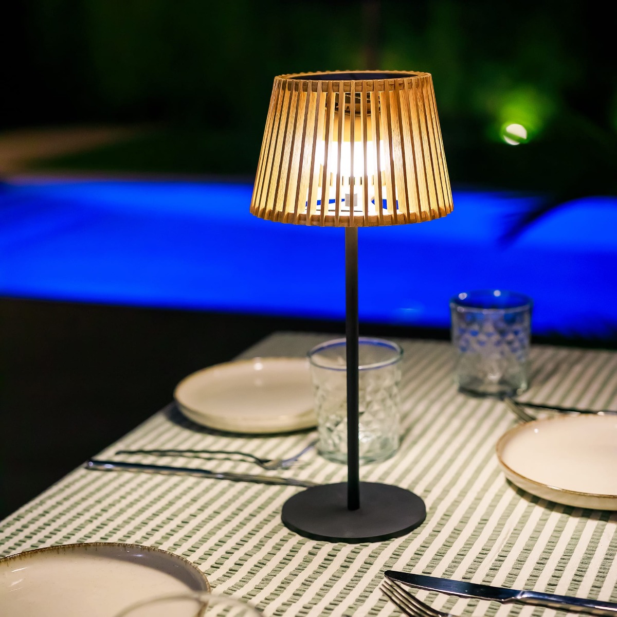 Newgarden Okinawa Solar & Rechargeable Table Lamp