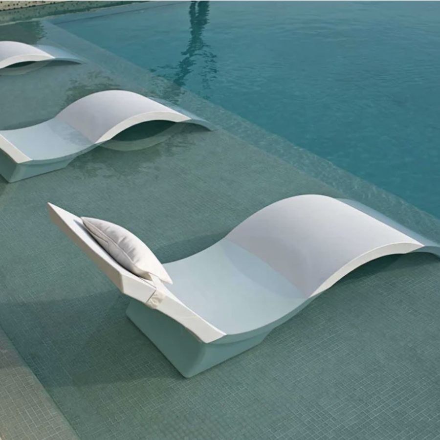 Ledge Lounger Signature Chaise, 10